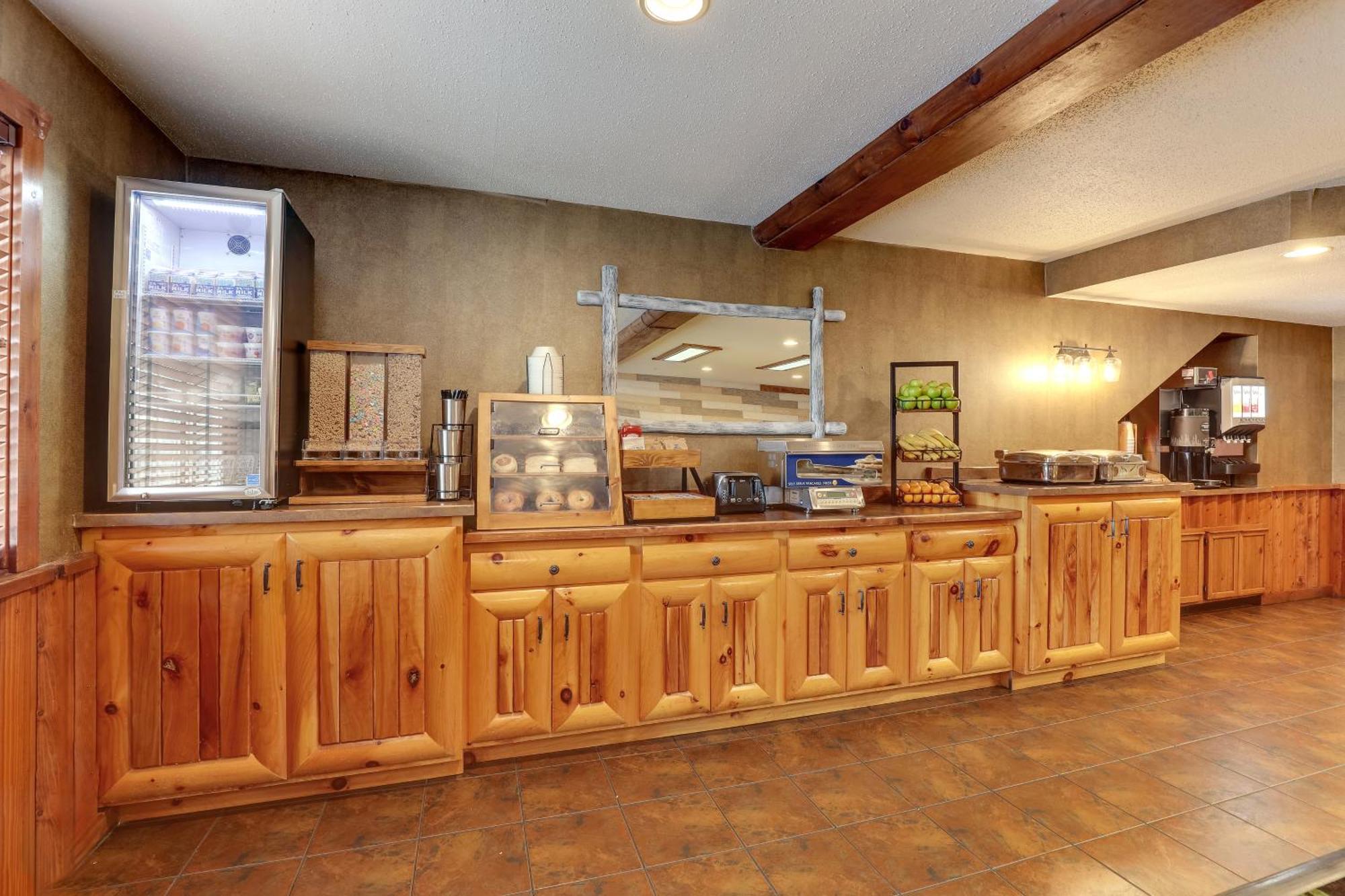 Stoney Creek Inn Куинси Экстерьер фото