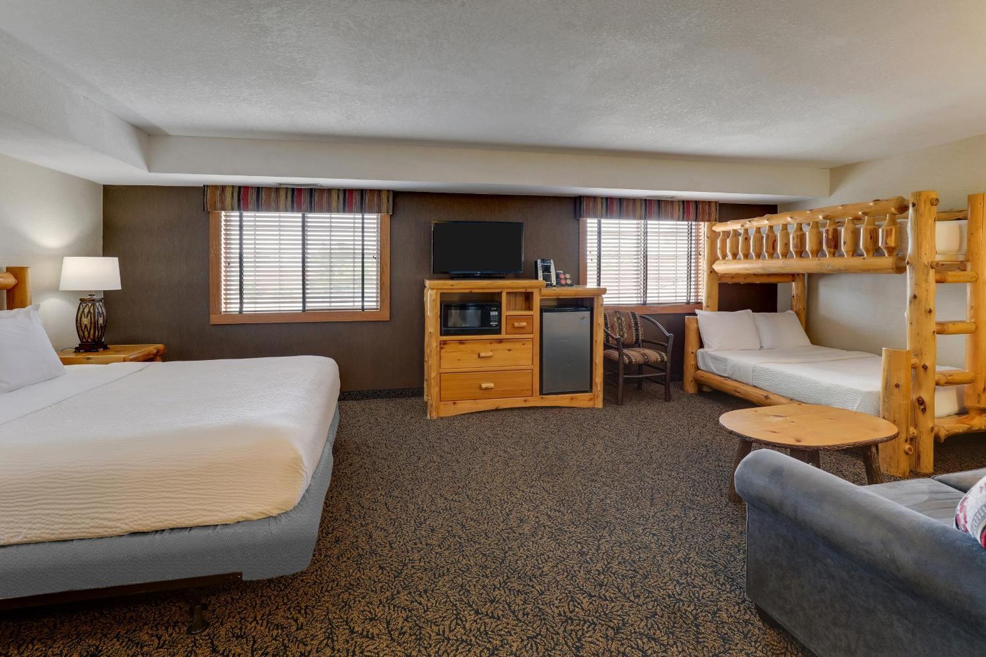 Stoney Creek Inn Куинси Экстерьер фото
